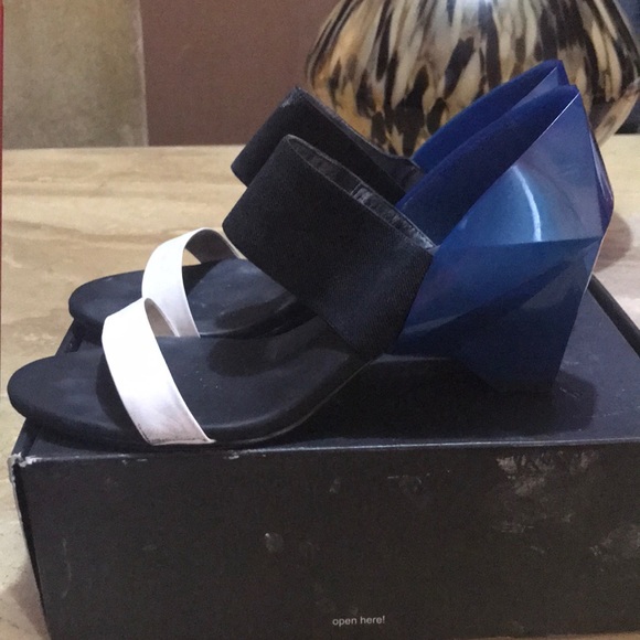 Lo Res Sandal/United Nude Shoes - Picture 2 of 4